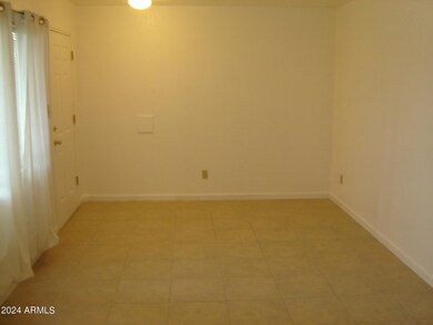 450 Palm Dr unit 4, Wickenburg, AZ 85390 - photo 3