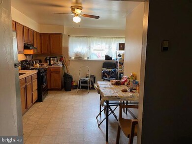 129 N 32nd St, Camden, NJ 08105 - photo 4