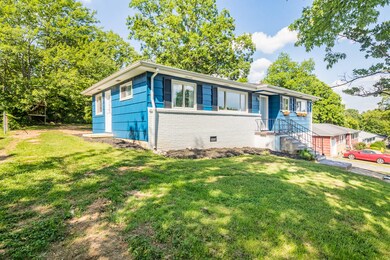 1341 Cloverdale Cir, Hixson, TN 37343 - photo 3