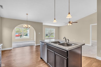 1041 Mount Olive Rd, Whiteland, IN 46184 - photo 6