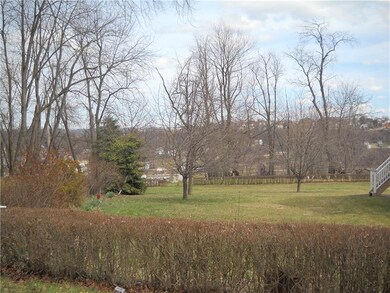 1421 Huber St, McKeesport, PA 15133 - photo 3