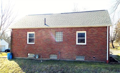 GLASS BLOCK WINDOWS - ARCHITECTURAL SHINGLES SLATE
