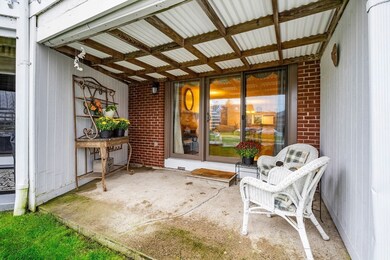 126 Merrimac St unit 7, Newburyport, MA 01950 - photo 4