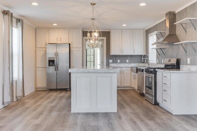 MCM_645_Gallery_Drive_Eaton_Rapids-6