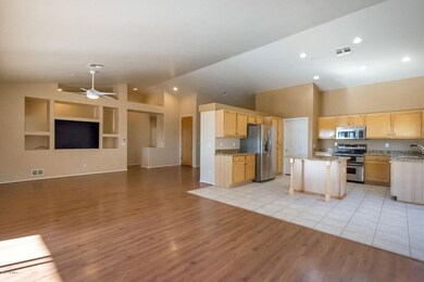 10517 E Cosmos Cir, Scottsdale, AZ 85255 - photo 3