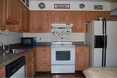 290 Tenby Chase Dr, Delran, NJ 08075 - photo 6