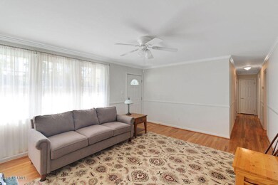 1105 Clifton Rd, Jacksonville, NC 28540 - photo 4