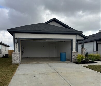 18014 Lasso Mills Dr, Hockley, TX 77447 - photo 2