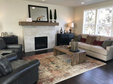 61586 Alstrup Rd, Bend, OR 97702 - photo 3