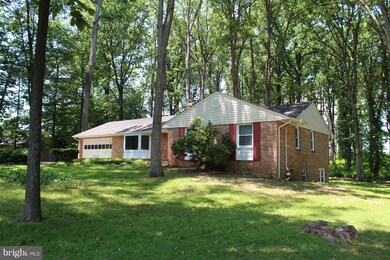 12408 Castner Ct, Fairfax, VA 22030 - photo 2