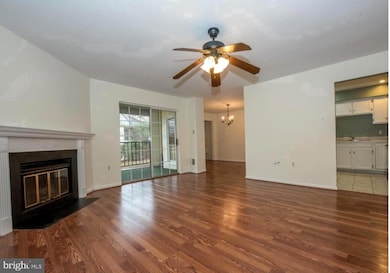 214 Valley Stream Ln unit 214L, Chesterbrook, PA 19087 - photo 2