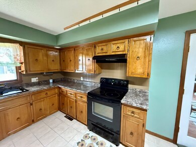 1710 10th St, Manson, IA 50563 - photo 5
