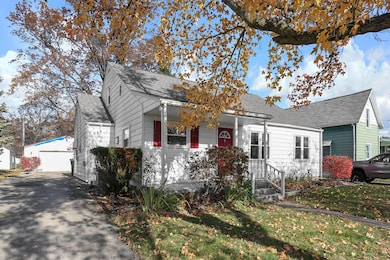 718 W 9th St, Marysville, OH 43040 - photo 4