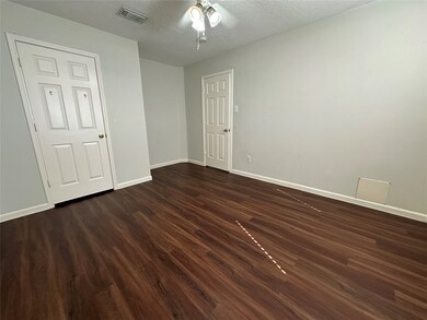 3502 Whitestone Dr, Pearland, TX 77584 - photo 7