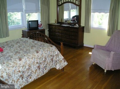 6813 Queens Ferry Rd, Baltimore, MD 21239 - photo 6