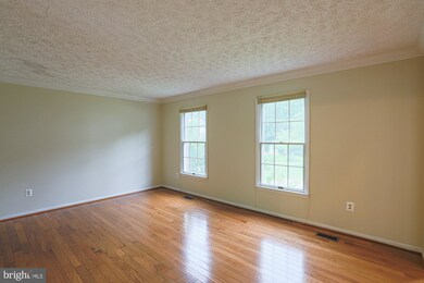 929 Metfield Rd, Towson, MD 21286 - photo 4
