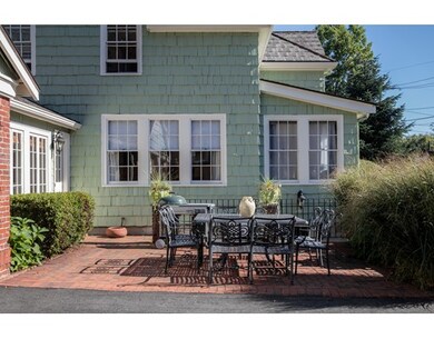 251 Pleasant St, Arlington, MA 02476 - photo 3