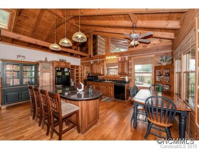 kitchen & dining area