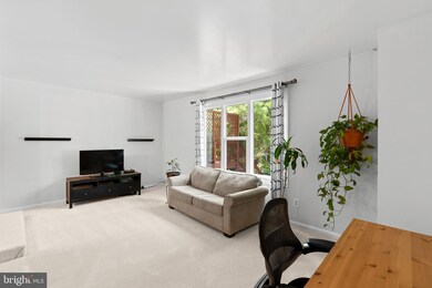 7732 Groveland Heights Ct, Springfield, VA 22153 - photo 6