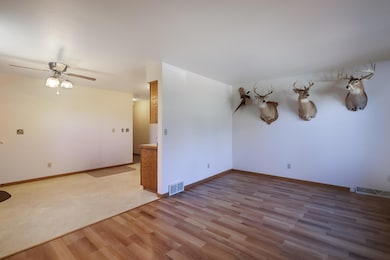 4211 Conroe St, Manitowoc, WI 54220 - photo 6