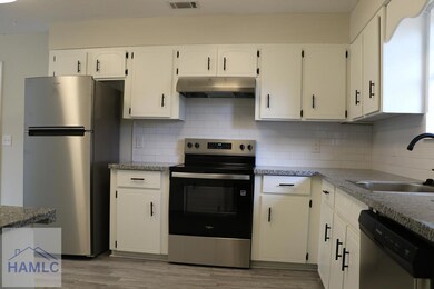 489 Elm St, Hinesville, GA 31313 - photo 6