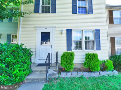 105 Hapsburg Ct, Parkville, MD 21234 - photo 3