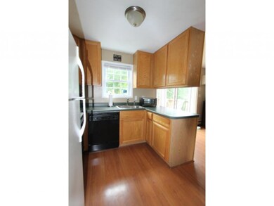 13 Fieldstone Dr, Londonderry, NH 03053 - photo 6