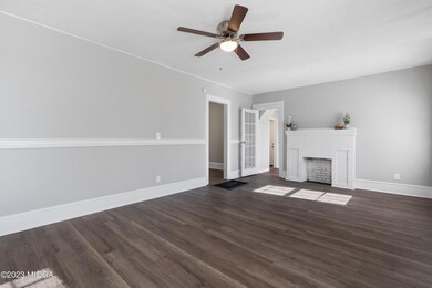 241 Park St-05050