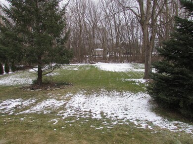 8623 Liable Rd, Highland, IN 46322 - photo 2