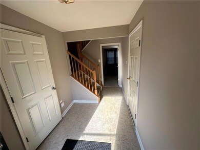 4612 Jasmine Dr, Center Valley, PA 18034 - photo 3