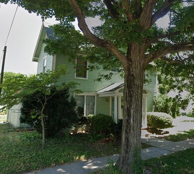 215 S Vine St, Plainfield, IN 46168 - photo 2