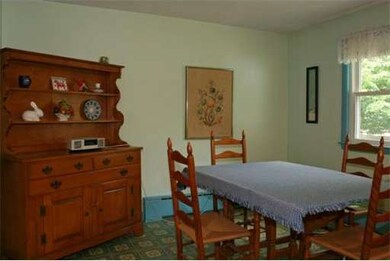 778 Fisher Rd, Fitchburg, MA 01420 - photo 5