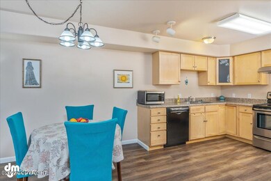 06-Kitchen_MAX1544