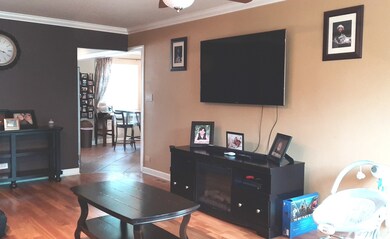 1001 Norfolk Ave, Westchester, IL 60154 - photo 3