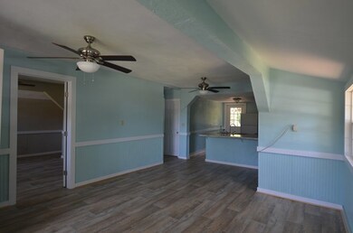 202 2nd St NW, Steinhatchee, FL 32359 - photo 6