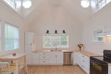 23 Brook St, Kingston, MA 02364 - photo 2