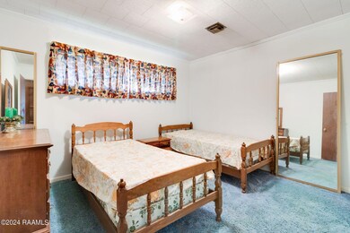 8-web-or-mls-400 E B N Street-7