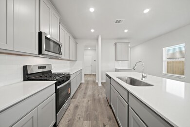 380 Long Branch Dr, Dayton, TX 77535 - photo 5