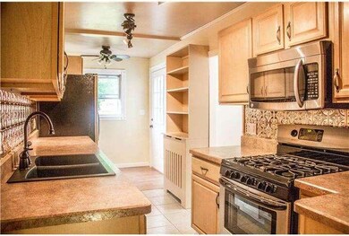 938 Pitman Ave, Darby, PA 19023 - photo 3