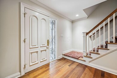 12-web-or-mls-1220-carron-dr