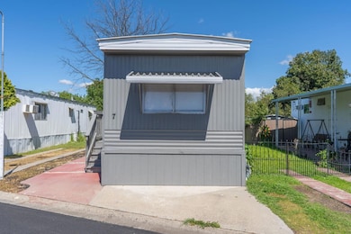 5835 Cherokee Rd unit 7, Stockton, CA 95215 - photo 3