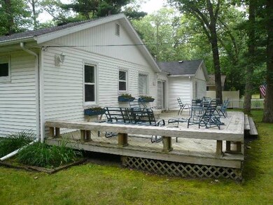 433 Maplewood Dr, Michigan City, IN 46360 - photo 4