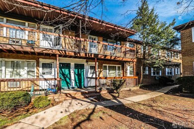 55 Gill Ln unit 21, Iselin, NJ 08830 - photo 2