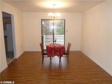 Dining Room - Gorgeous dining room with doors to d