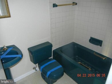 1518 Jutewood Ave, Hyattsville, MD 20785 - photo 4