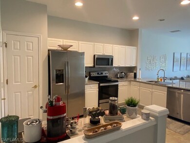 964 Hampton Cir unit 79, Naples, FL 34105 - photo 5