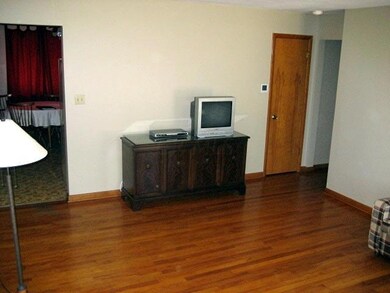 4103 Etna St, Columbus, OH 43213 - photo 3