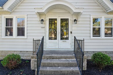 5-web-or-mls-N 40th St-S2810-005