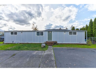 4424 SE Roethe Rd unit 32, Portland, OR 97267 - photo 3