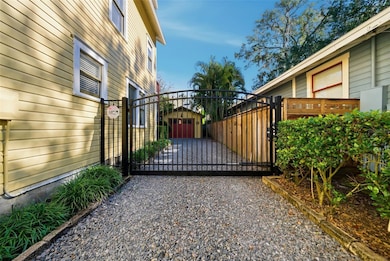 29 N Brown Ave, Orlando, FL 32801 - photo 4